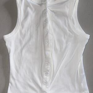 NWOT White button up tank top women's size medium